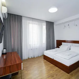 https://melikishvili-15-suites.alltbilisihotels.com